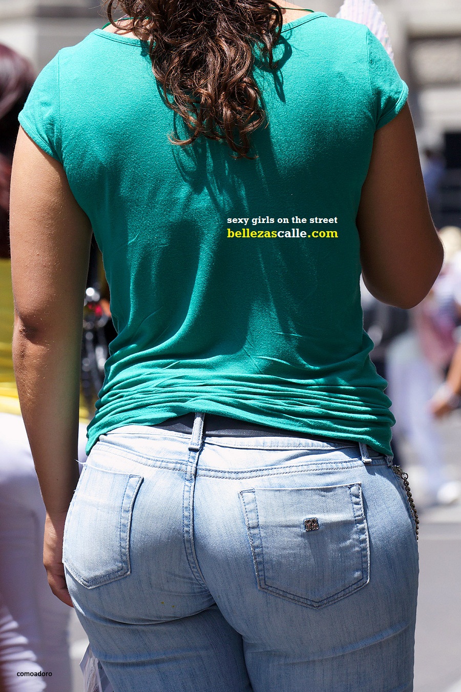 Nalgona En Jeans Ajustados Mujeres Bellas En La Calle